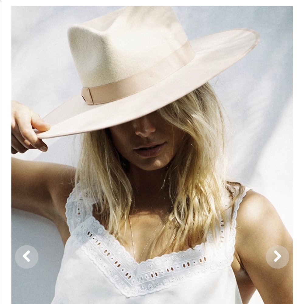 NEW- Lack of Color - Ivory Rancher Hat !!